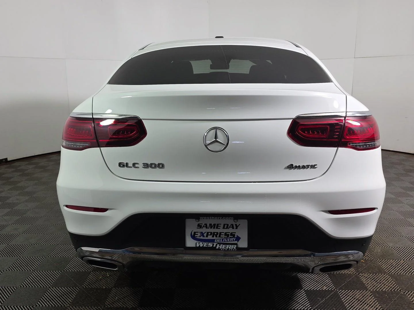 Used 2022 Polar White Mercedes-Benz GLC 300 image 11