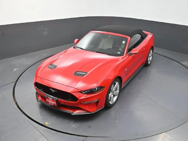 Used 2018 Red Ford GT Premium image 22