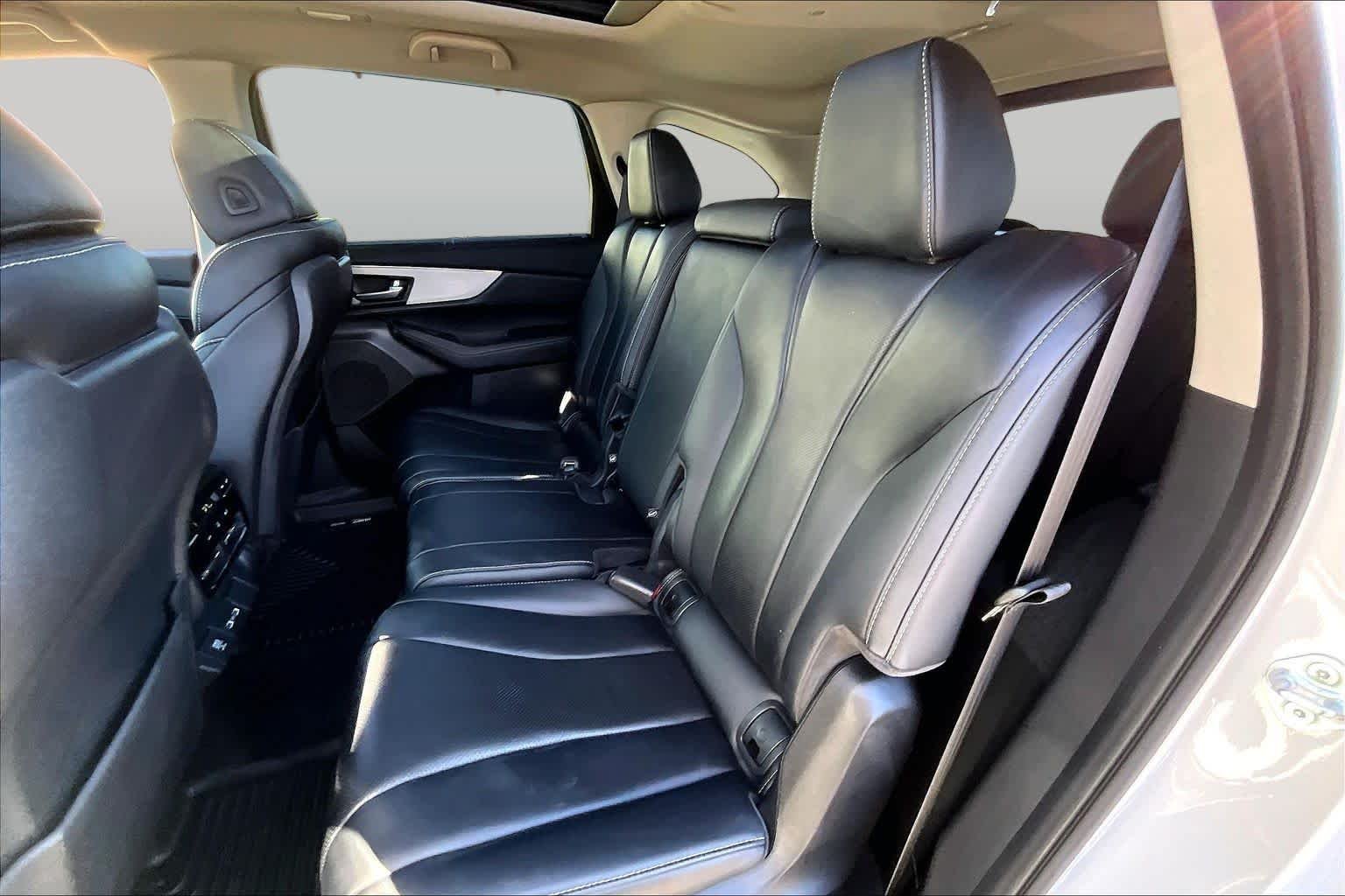 Used 2023 Platinum White Pearl Acura w/Technology Package image 20