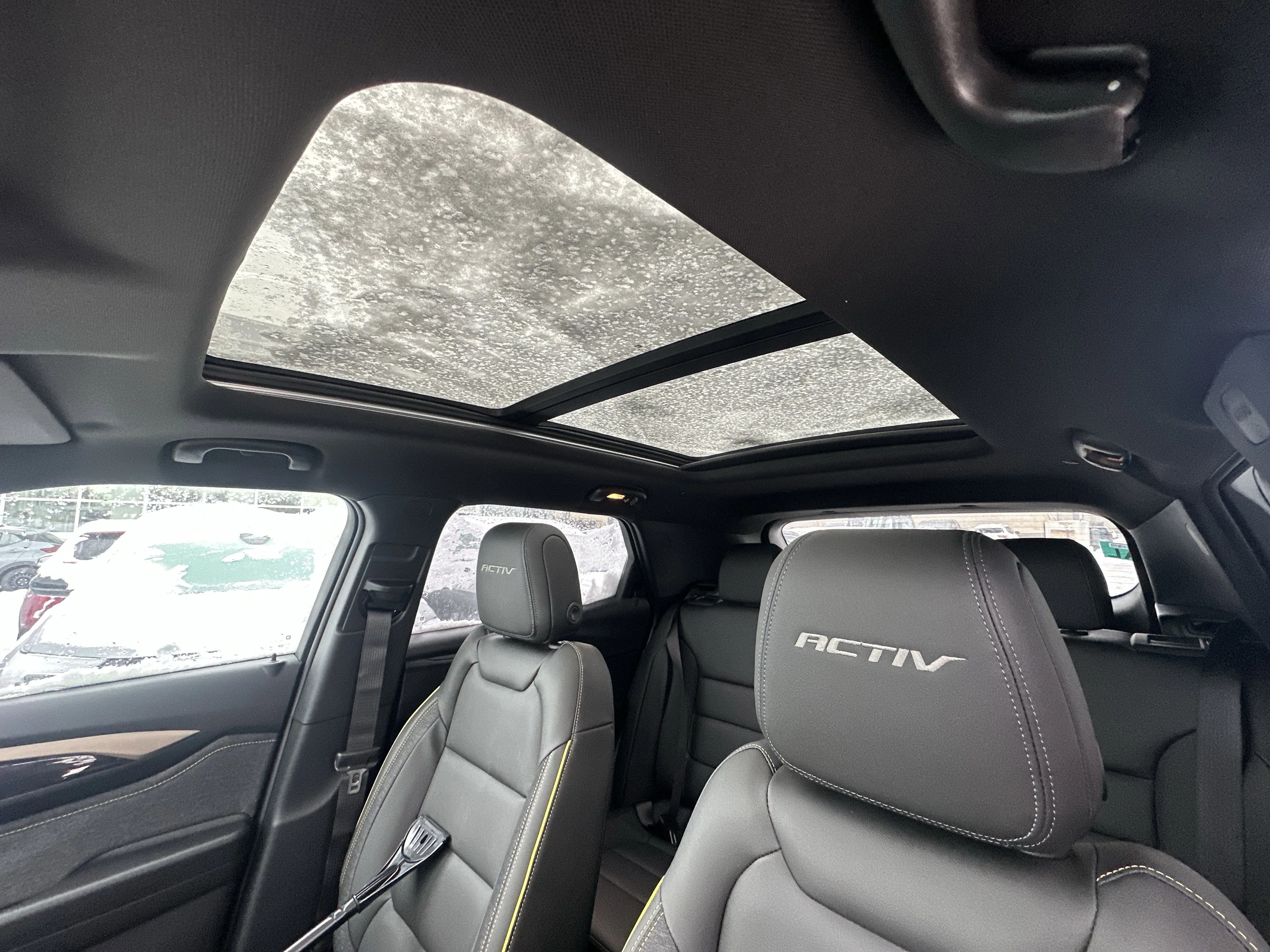 New 2026 Mosaic Black Metallic Chevrolet ACTIV image 17