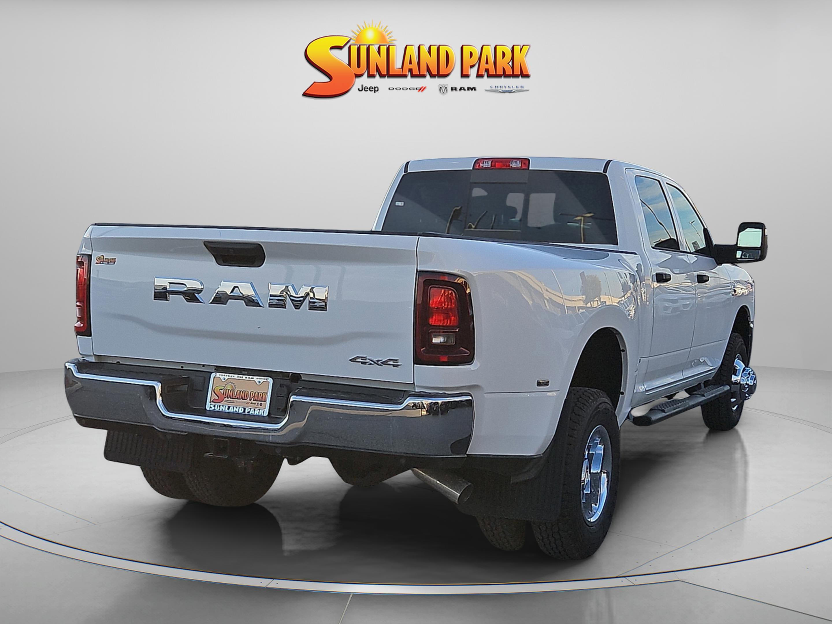 New 2026 Bright White Clear-Coat Exterior Paint RAM Tradesman image 4