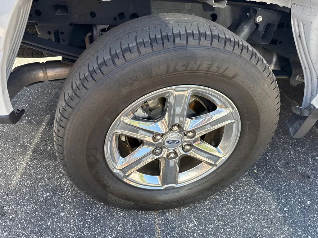 Used 2024 White Ford XLT image 17