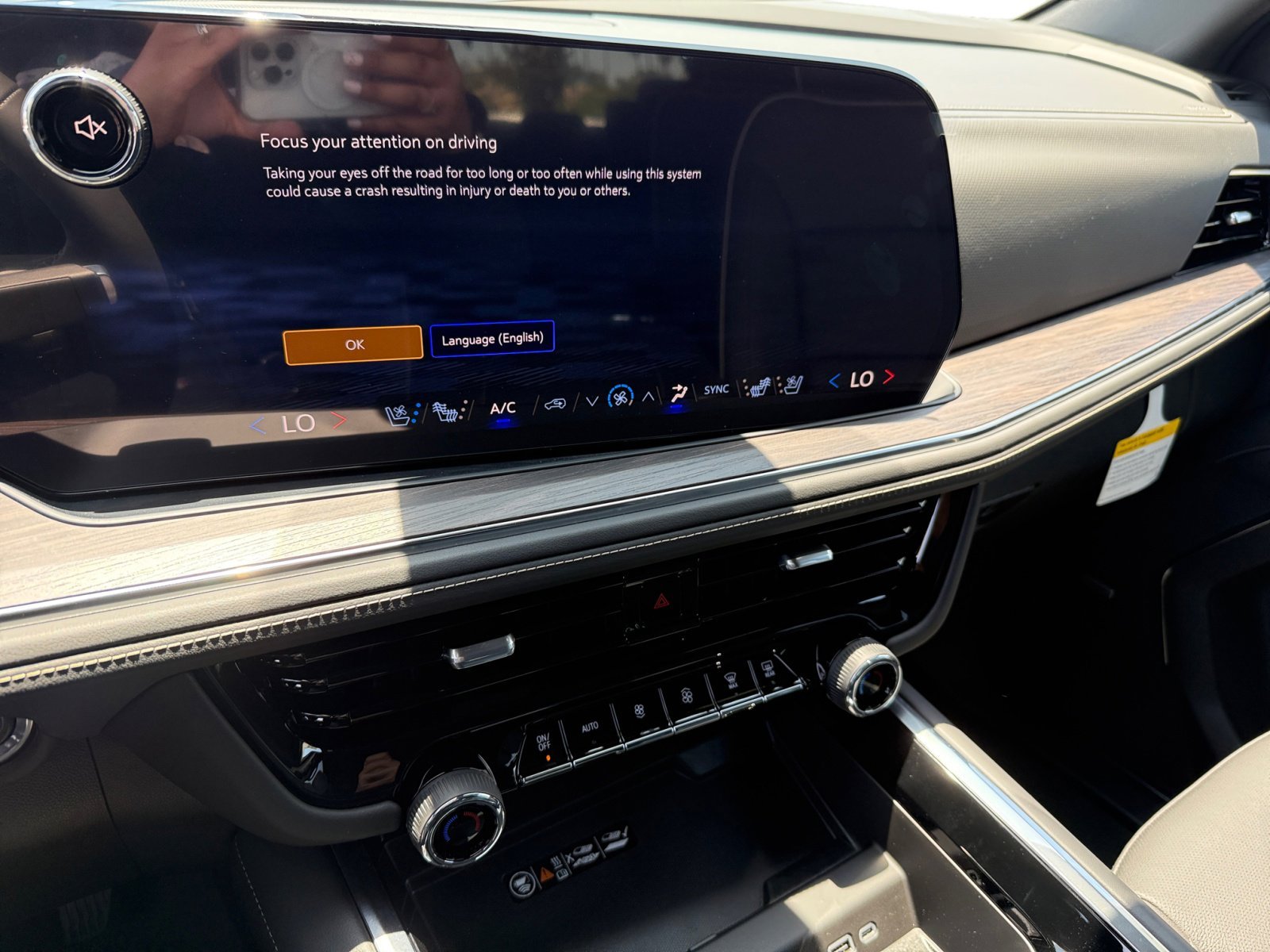 Used 2025 Dark Ash Metallic Chevrolet Premier image 12