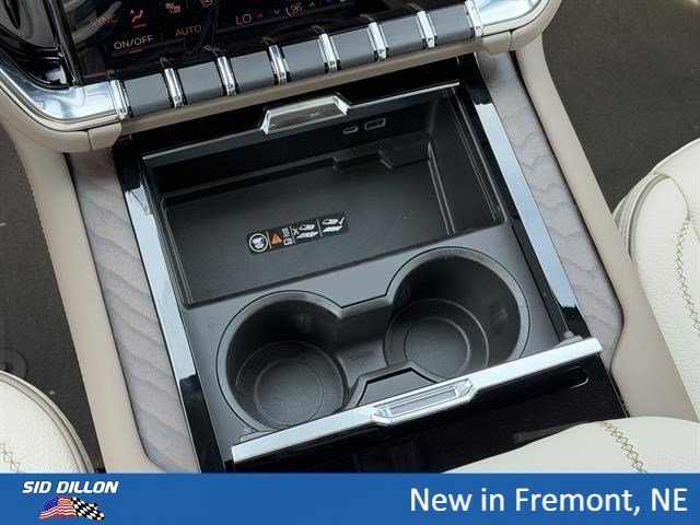 2026 GMC Yukon XL Denali - Photo 12