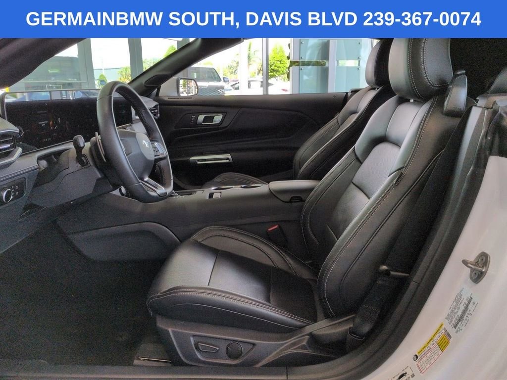 Used 2025 Oxford White Ford GT Premium image 16
