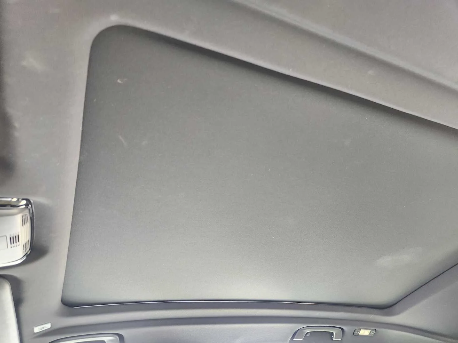 Certified Used 2025 Skyscraper Grey Metallic BMW M60i image 18