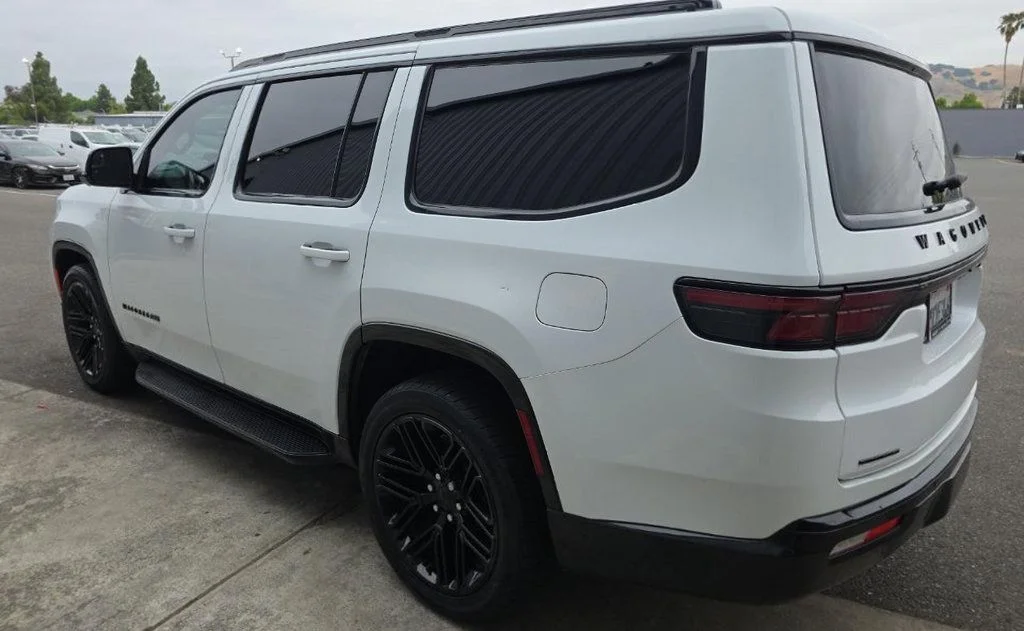 Used 2022 White Jeep Series II image 6