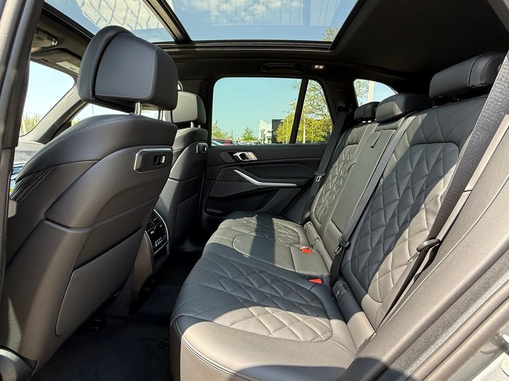 2026 BMW X5 50e - Photo 19