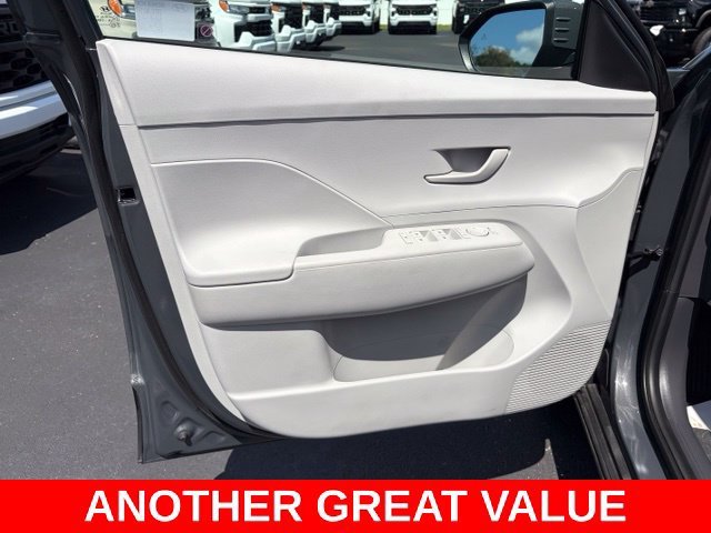Used 2025 Ecotronic Gray Hyundai SEL image 12
