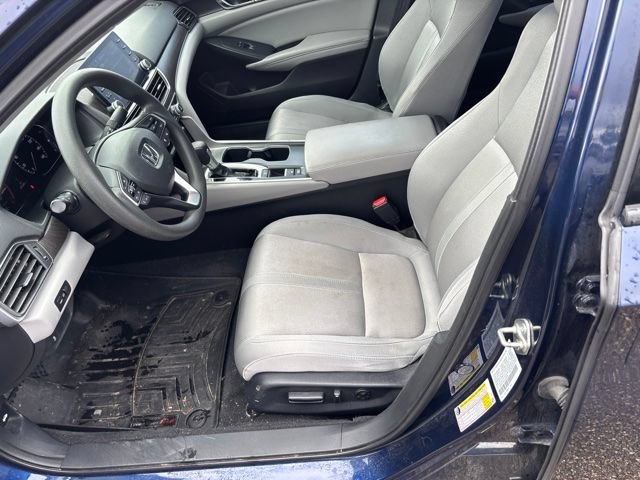 Used 2018 Blue Honda EX image 5