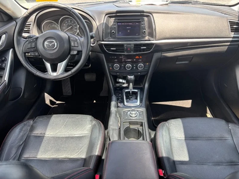 Used 2014  Mazda i Grand Touring image 15