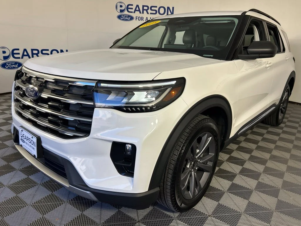 2025 Ford Explorer