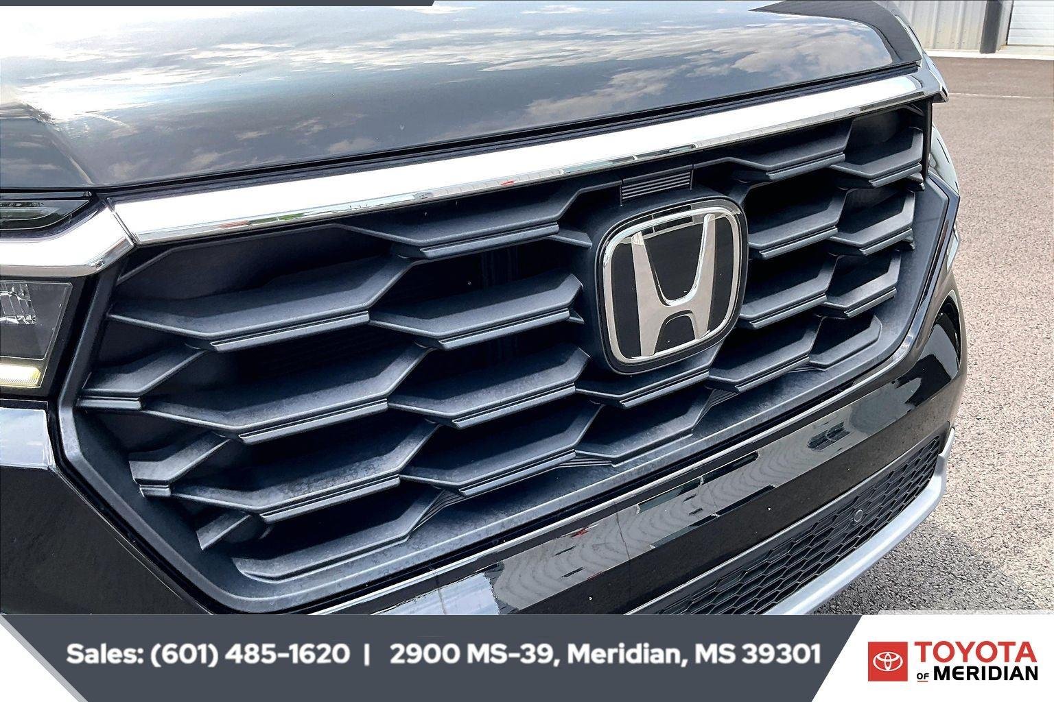 Used 2025 Crystal Black Pearl Honda EX-L image 22