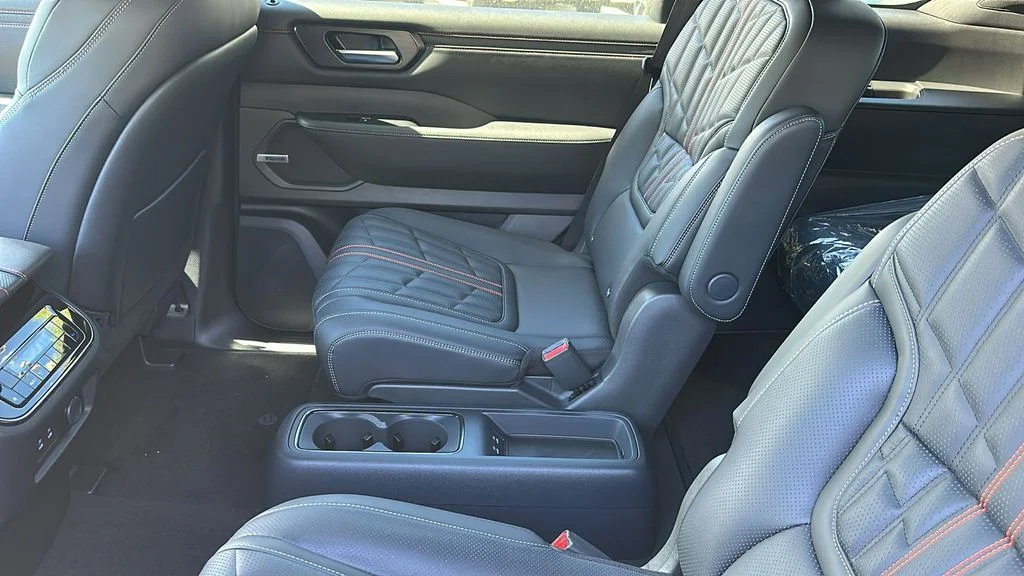 2026 Nissan Armada PRO-4X - Photo 27