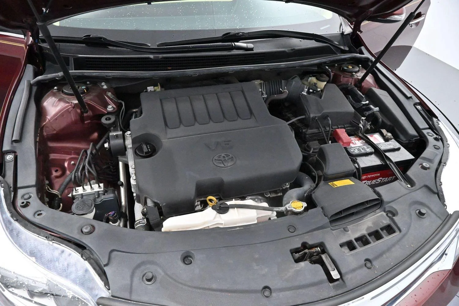 Used 2015 Ooh La La Rouge Mica Toyota XLE image 30