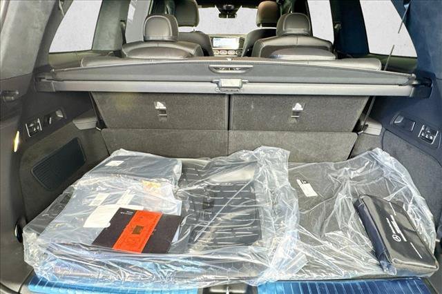 New 2026 MANUFAKTUR Alpine Grey Mercedes-Benz AMG® GLS 63 image 54