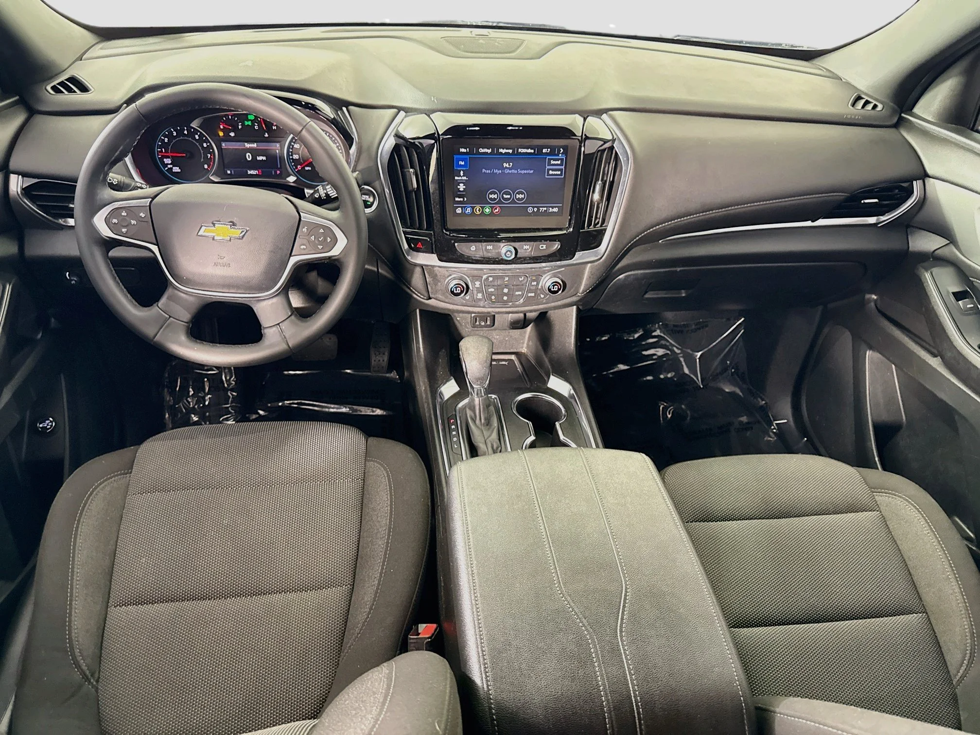 Used 2023 Sterling Gray Metallic Chevrolet LT Cloth image 23