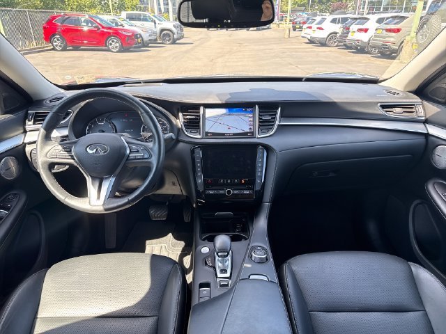 Used 2019 Graphite Shadow INFINITI ESSENTIAL image 11