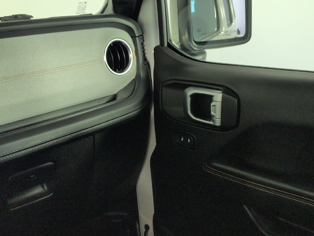 Used 2024 White Jeep Sahara 4xe image 23
