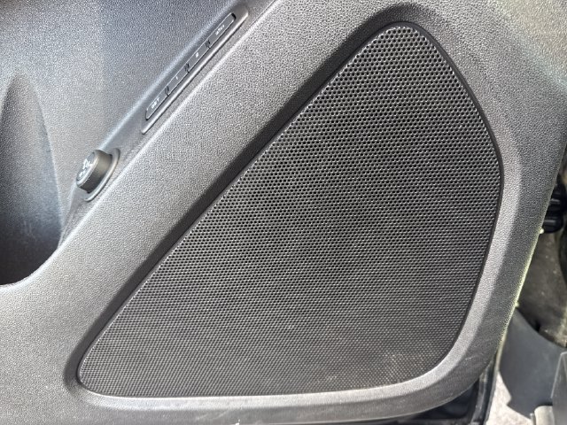 Used 2019 MOSAIC BLACK METALLIC Chevrolet Premier image 12