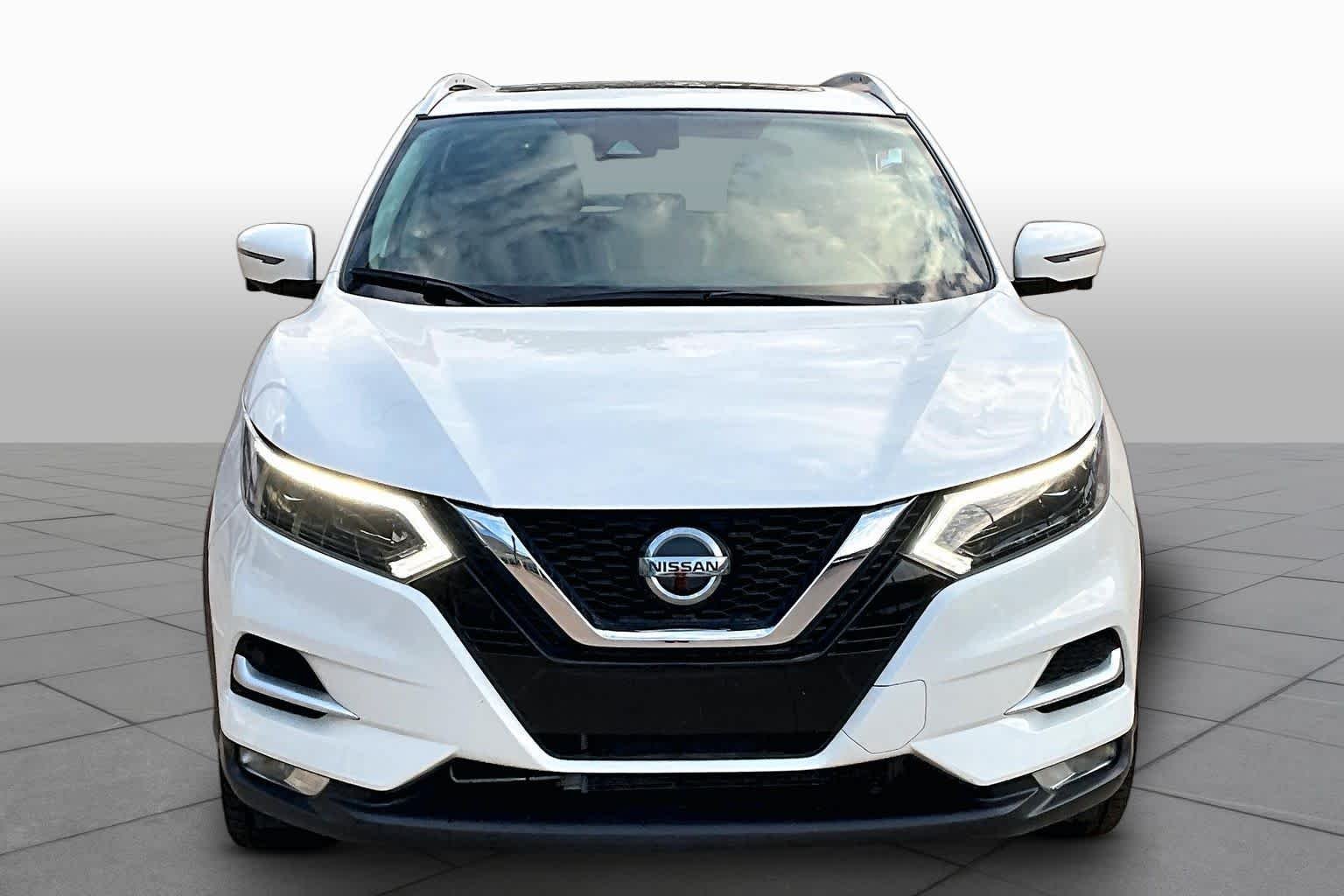 Pre-Owned 2022 Nissan Rogue Sport SL