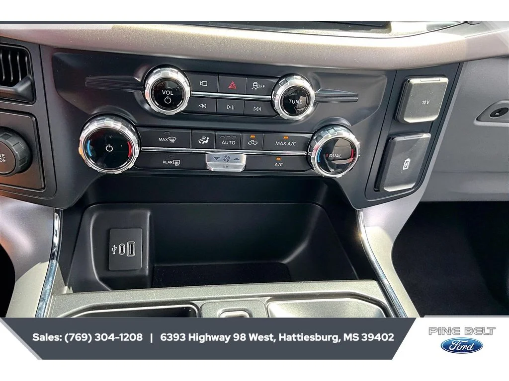New 2026 Carbonized Gray Metallic Ford XLT image 24