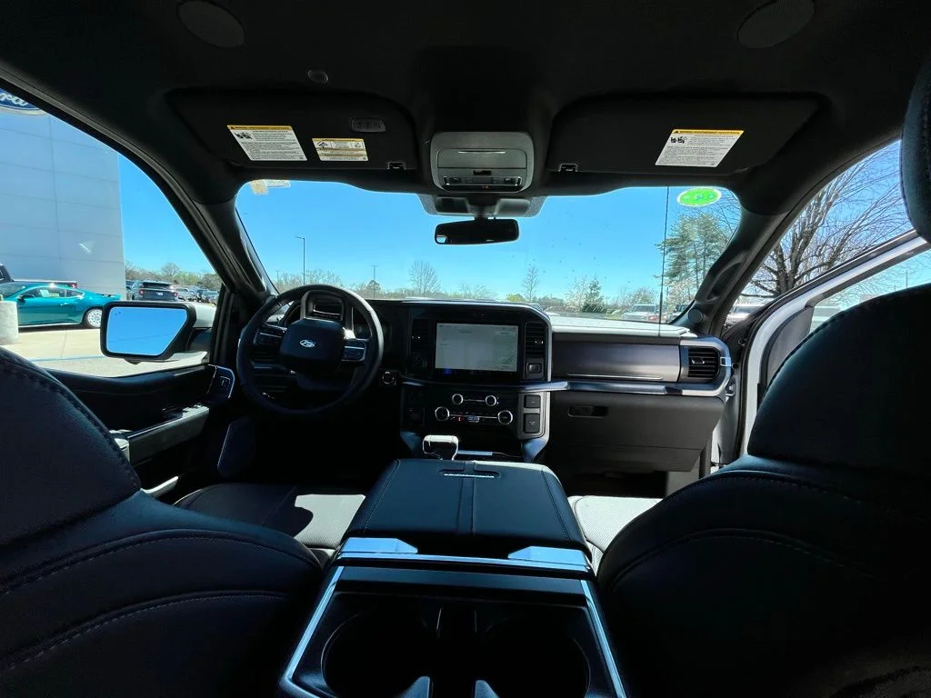 New 2026 White Ford Platinum image 8