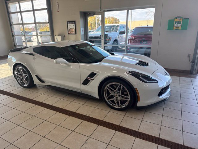 Used 2019 Chevrolet Corvette 2LT with VIN 1G1YY2D75K5105016 for sale in Apple Valley, Minnesota