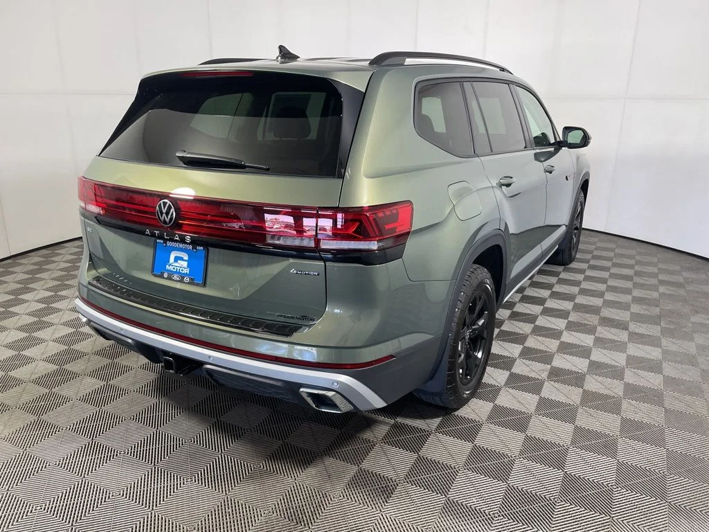 New 2026 Green Volkswagen 2.0T Peak Edition image 7