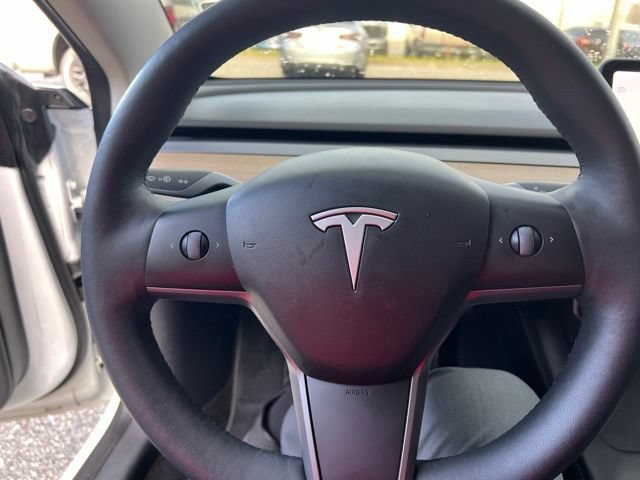Used 2021 Pearl White Multi-Coat Tesla Standard Range Plus image 7