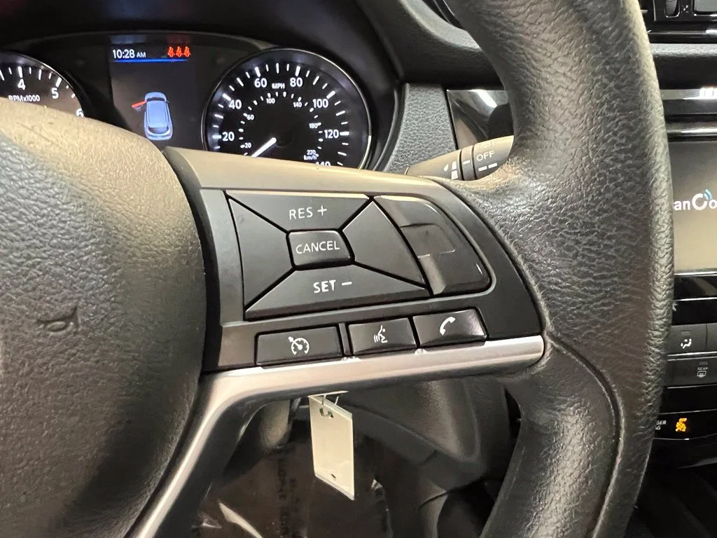 Used 2022 Blue Nissan S image 22