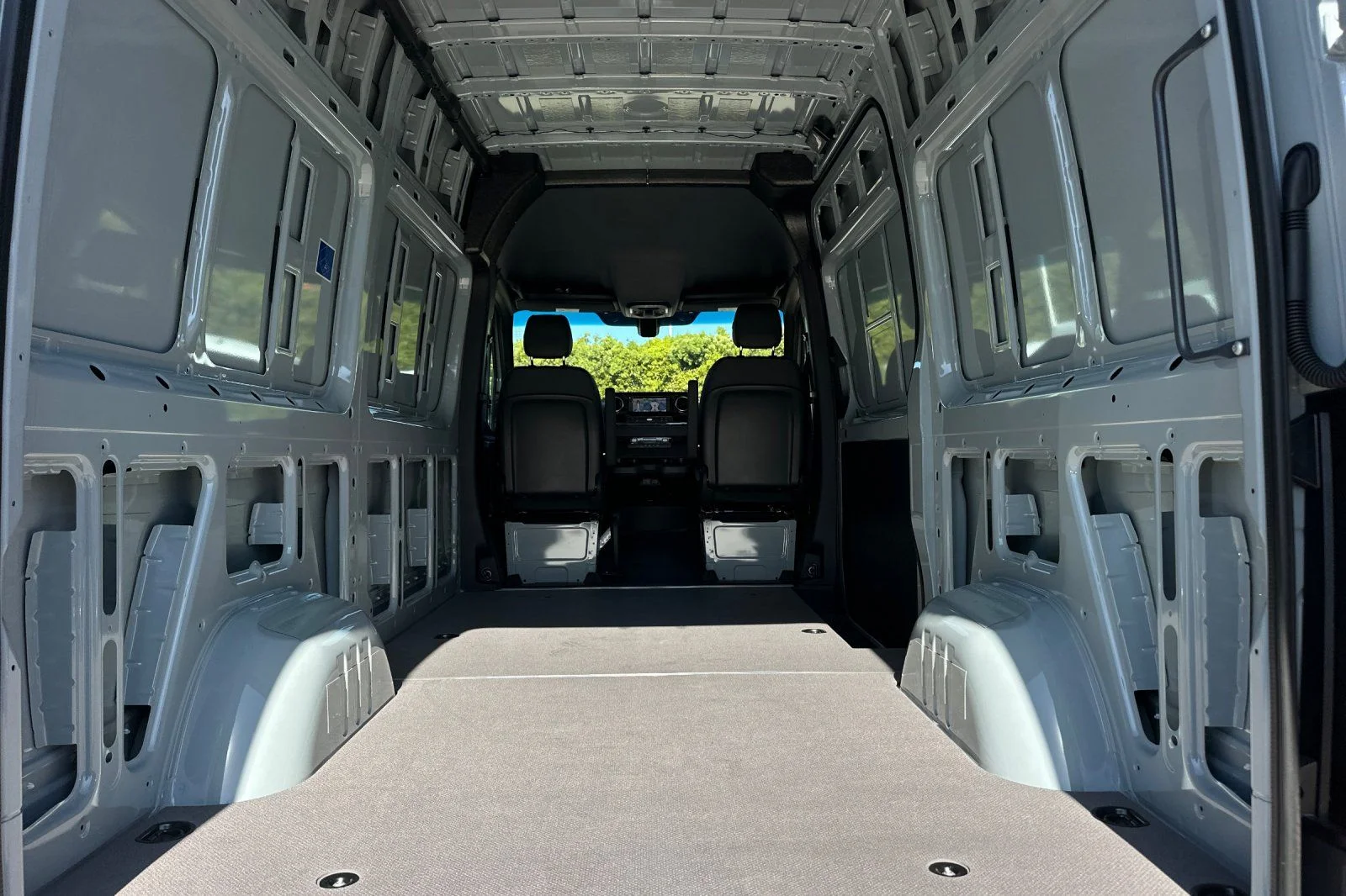 New 2026 Gray Mercedes-Benz Cargo 144 WB image 31