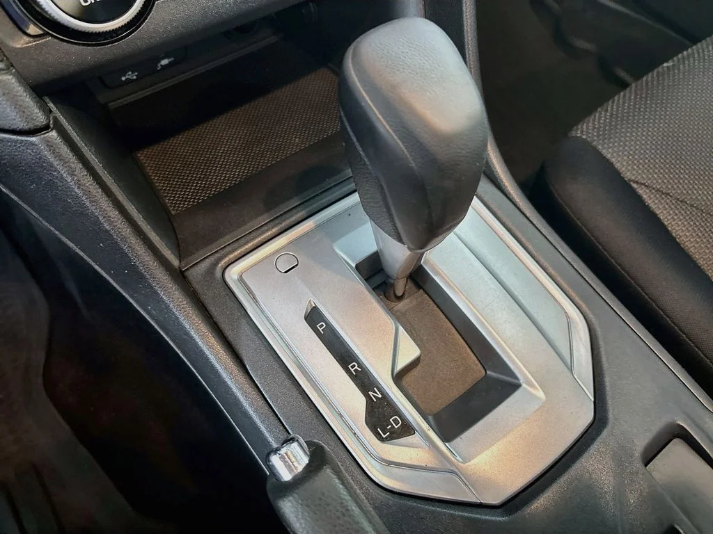 Used 2021 Silver Subaru Base image 17