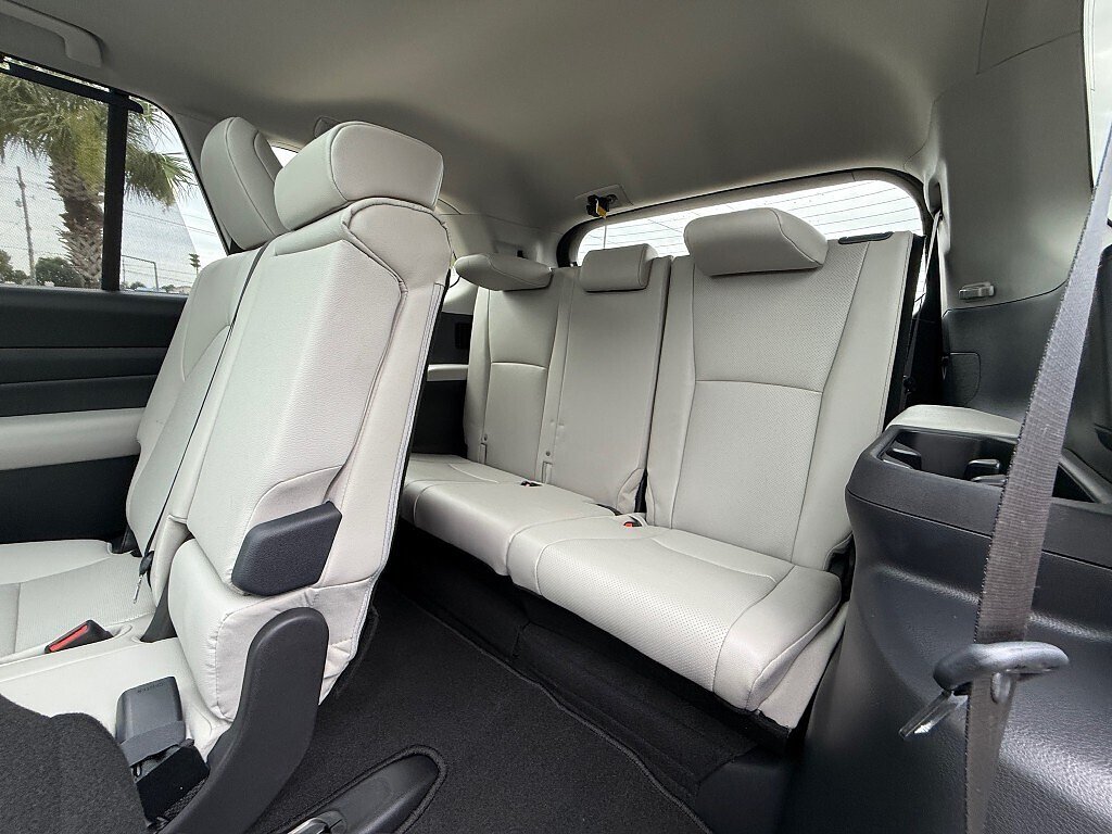 Used 2026 GRAY Toyota XLE image 13