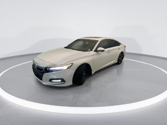 Used 2019 White Honda Touring 2.0T image 2
