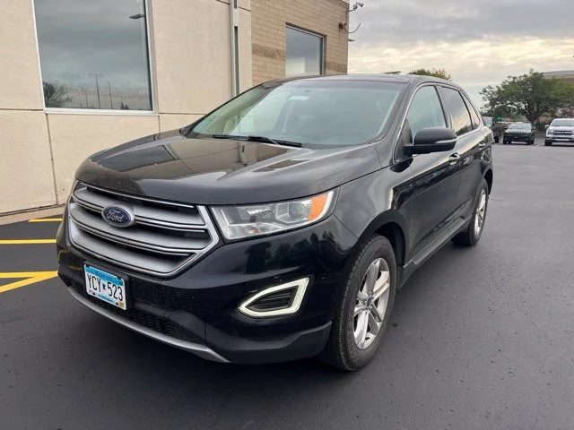 Used 2016 Black Ford SEL image 4