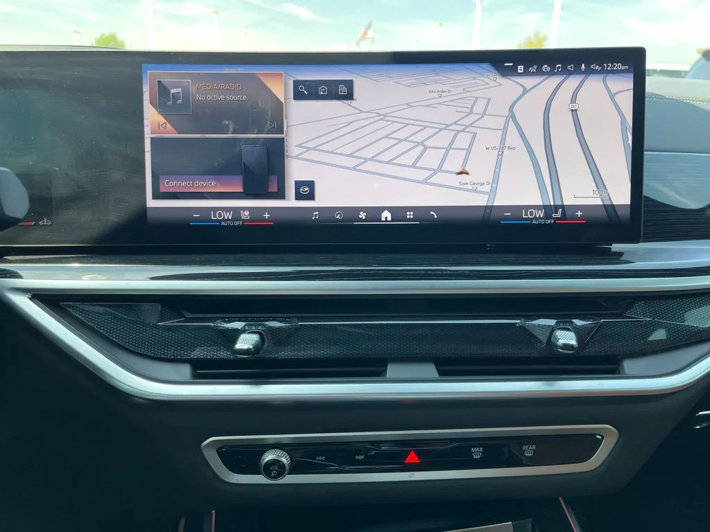 2026 BMW X7 40i - Photo 15