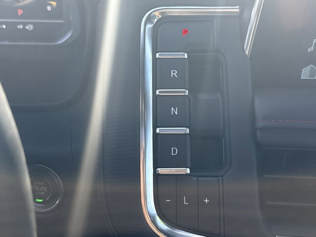 Used 2023 White Chevrolet RST image 34