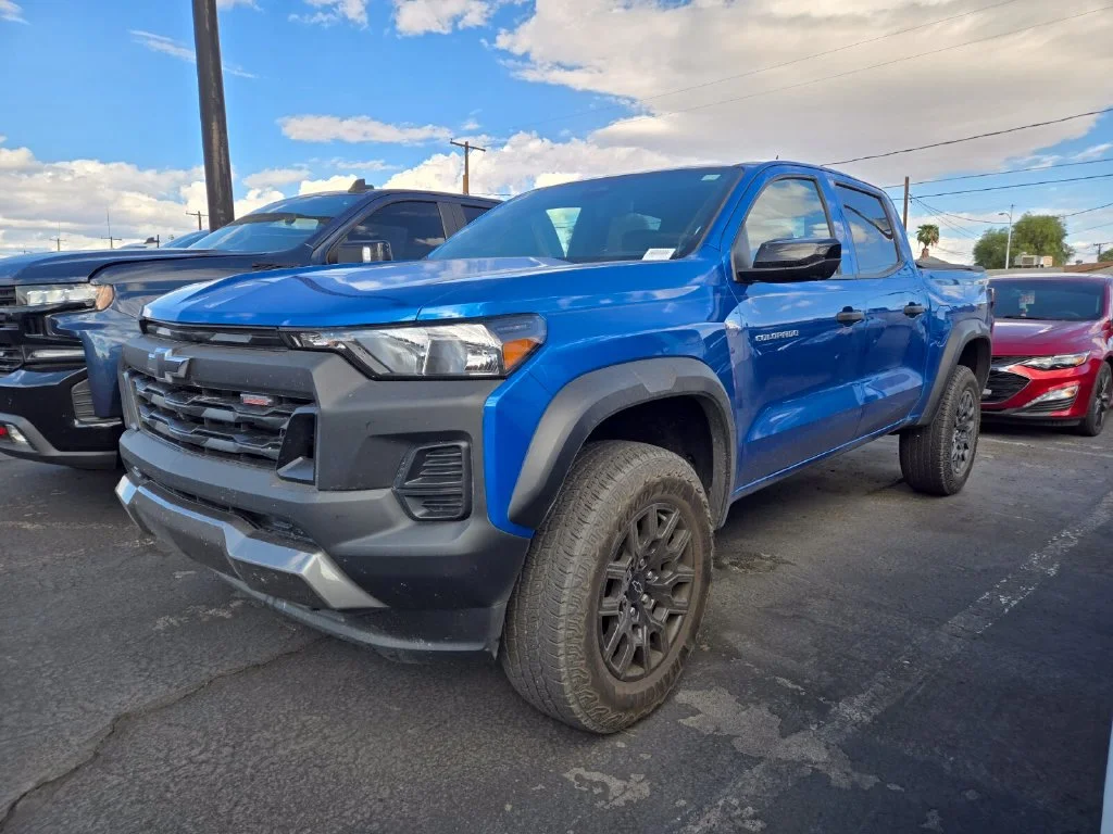 Used 2024 Glacier Blue Metallic Chevrolet Trail Boss image 2