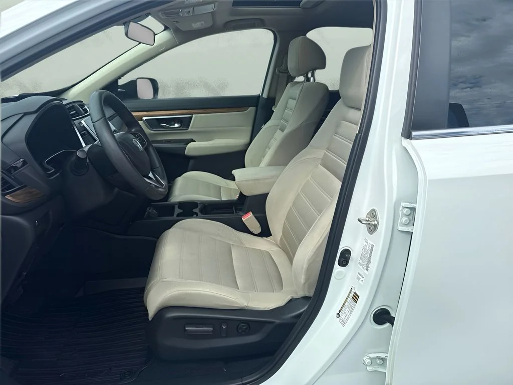 Used 2019  Honda EX image 9