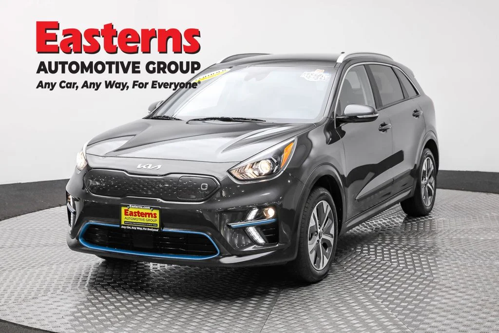 Used 2022 Gray Kia EX image 1