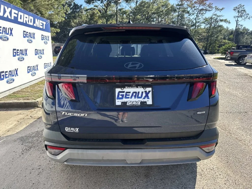 Used 2025 Blue Hyundai SEL image 12