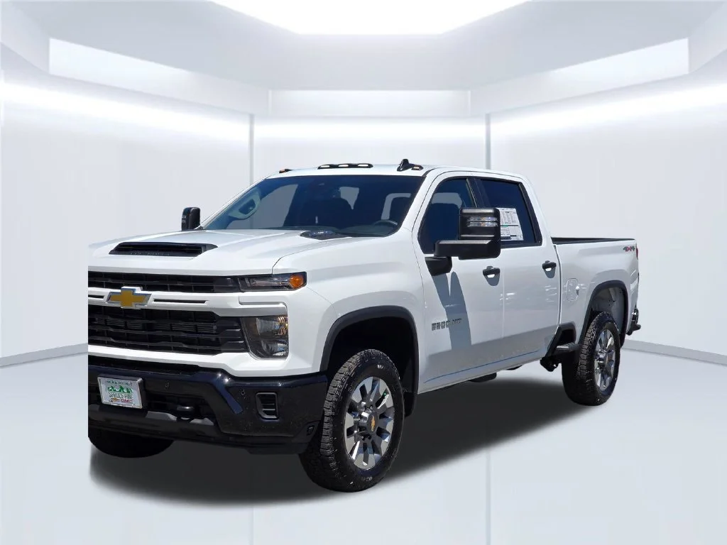 New 2026 White Chevrolet Custom image 43
