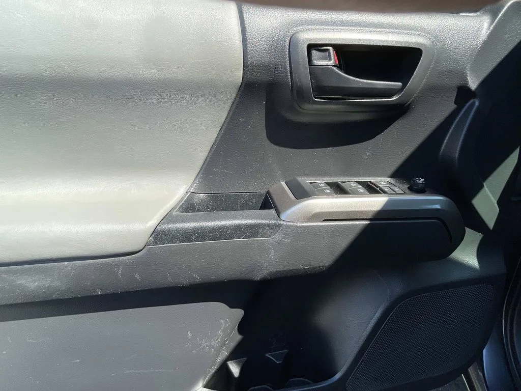 Used 2022 Gray Toyota SR5 image 17