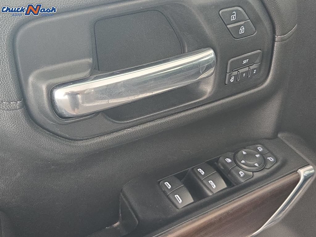 Used 2019 QUICKSILVER METALLIC GMC SLT image 29