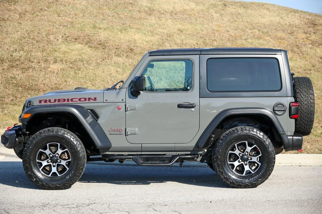 Used 2020 Gray Jeep Rubicon image 2