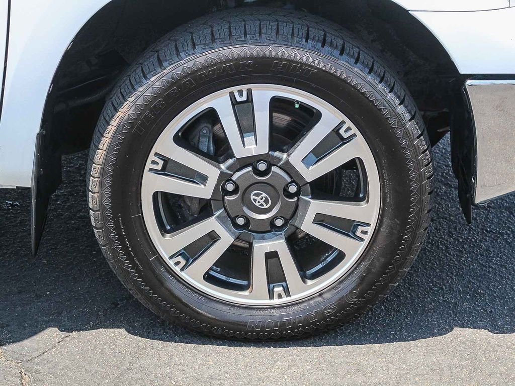 Used 2012 White Toyota Grade image 12