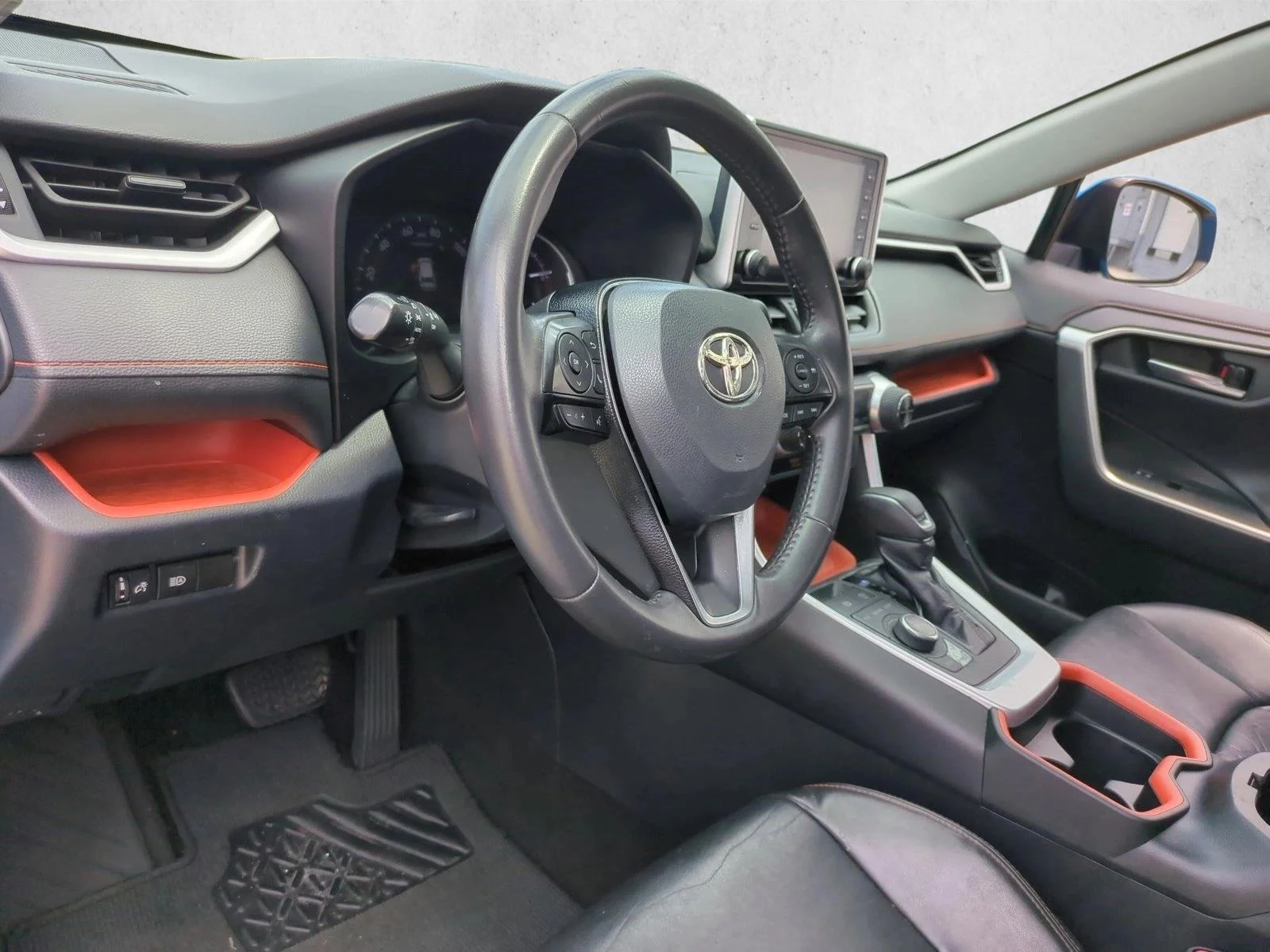 Used 2020 Blue Flame Toyota Adventure image 10