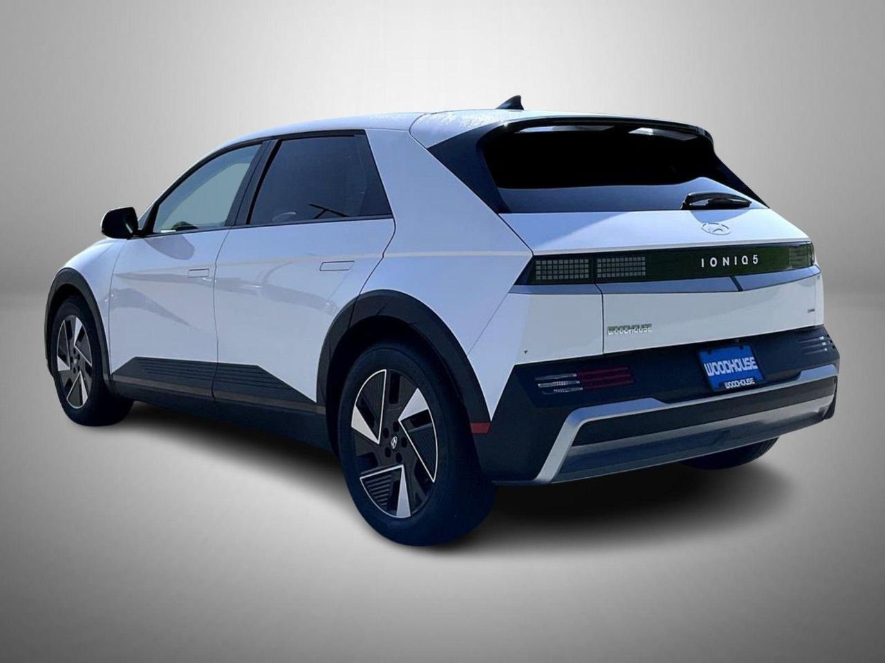 New 2026 White Hyundai SE image 7