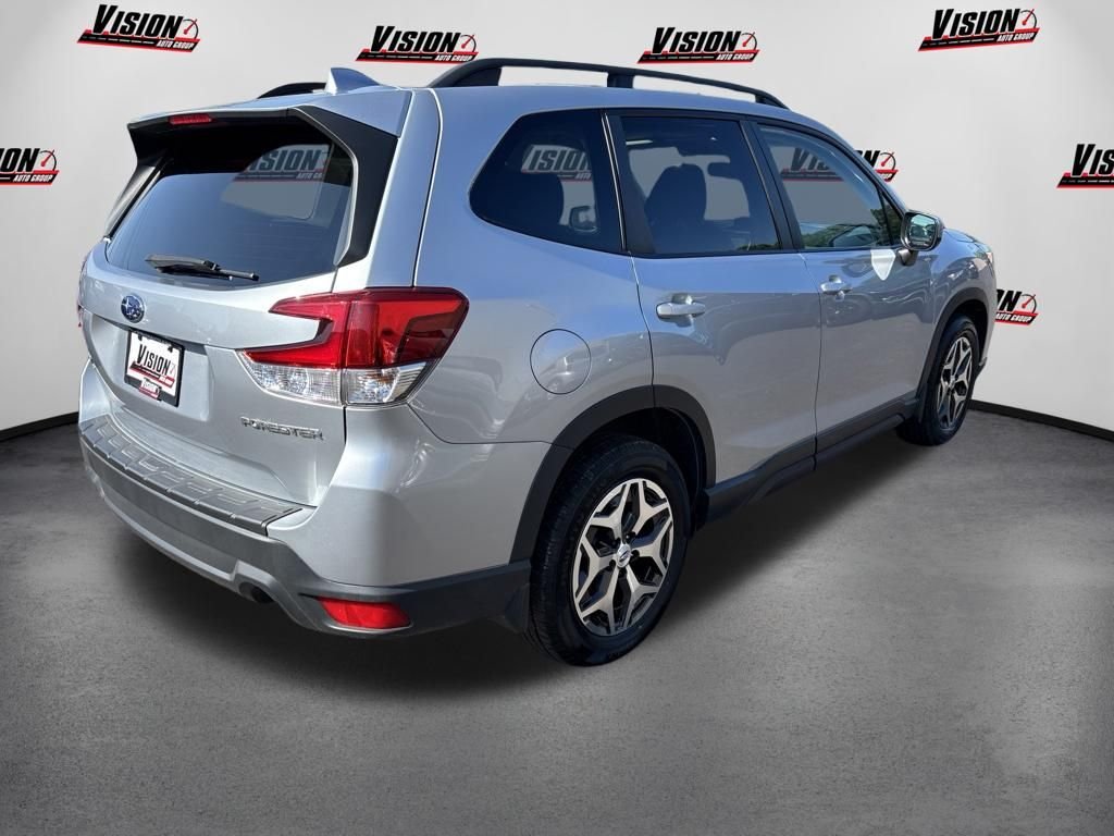 Used 2019 Silver Subaru Premium image 5